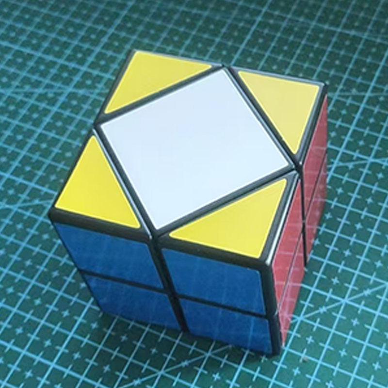 Domino Skewb Cubi di Velocità  - Board Game Monopoli recensione e prezzo
