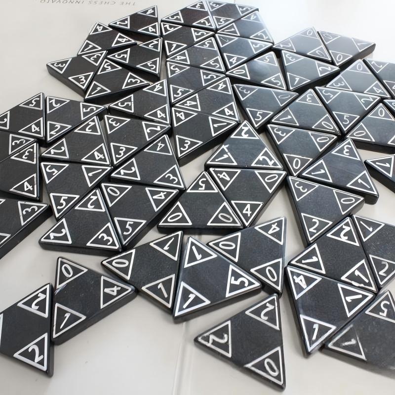 Set di Domino Triangolare da 5 - Board Game Monopoli recensione e prezzo