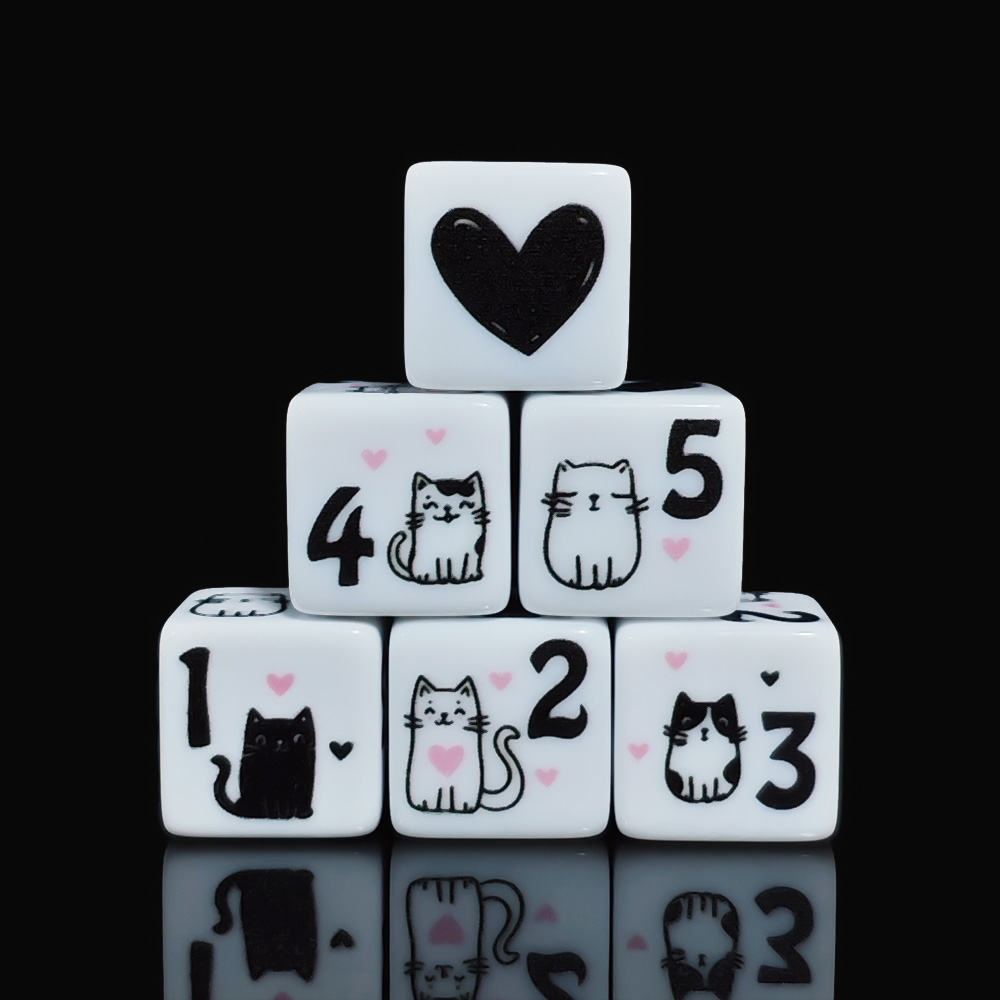 Set di 12 Dadi a Forma di Gatt - Board Game Illustration recensione e prezzo